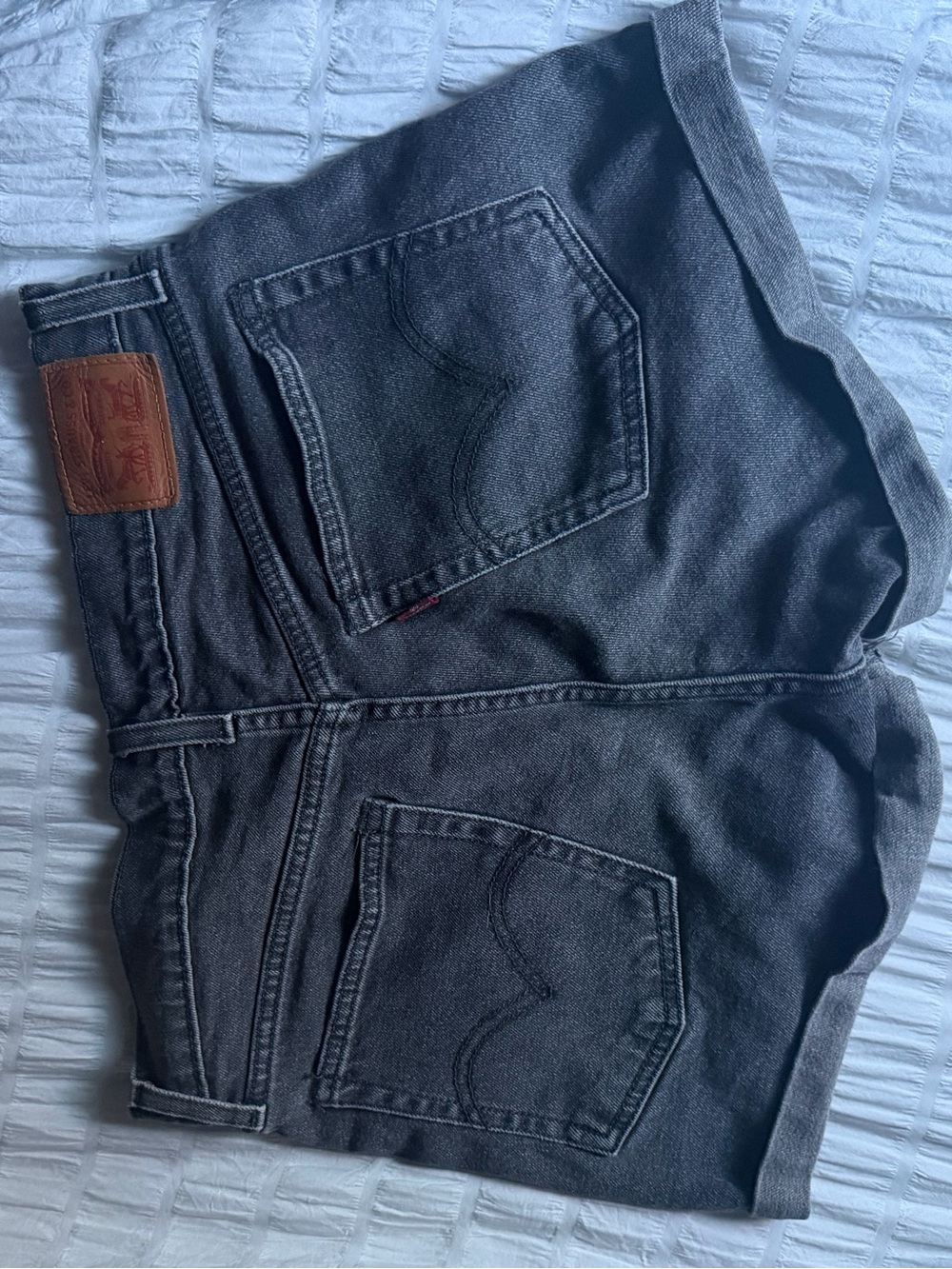 Levi's Women  Charcoal Button-Fly Relaxed Jeans